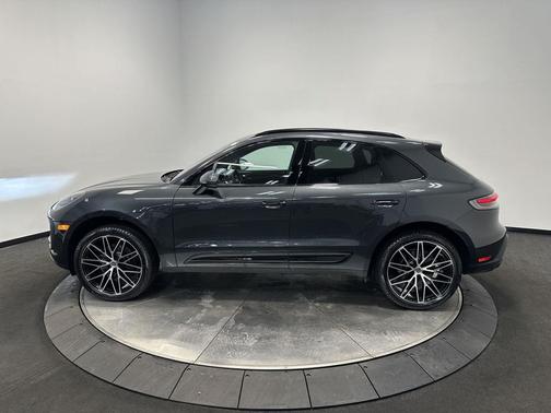2025 Porsche Macan Macan