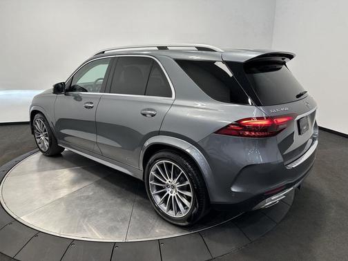 Selenite Grey Metallic 2026 Mercedes-Benz GLE 450 4MATIC