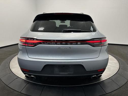 2020 Porsche Macan S