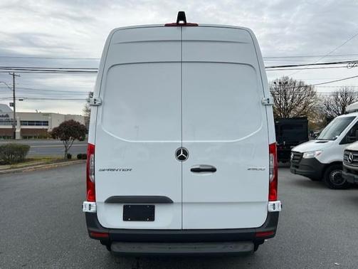 2026 Mercedes-Benz Sprinter 2500 Standard Roof