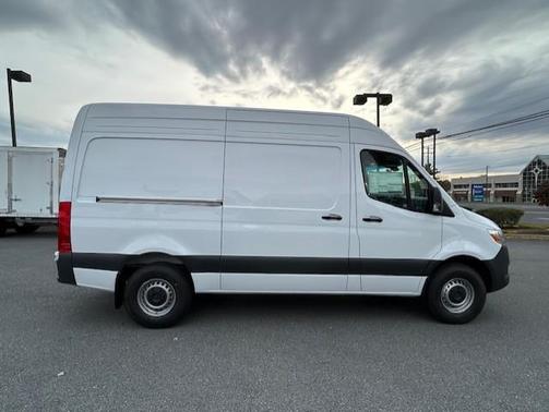 2026 Mercedes-Benz Sprinter 2500 Standard Roof