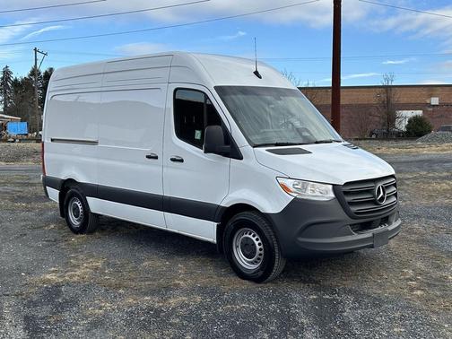 2025 Mercedes-Benz Sprinter 2500 High Roof