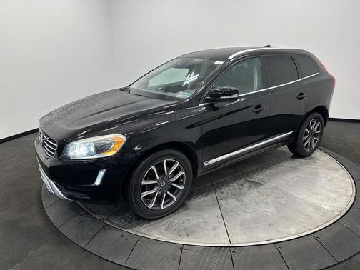 2017 Volvo XC60 T6 Dynamic