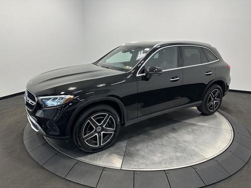 Black 2026 Mercedes-Benz GLC 300 4MATIC