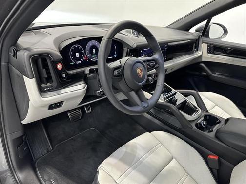 2025 Porsche Cayenne E-Hybrid S