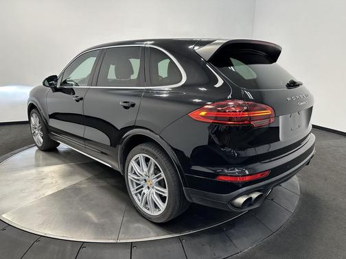 2017 Porsche Cayenne S