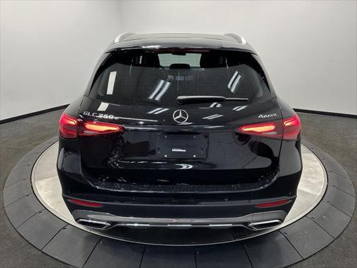 2025 Mercedes-Benz GLC 350e Base