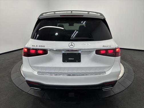 2025 Mercedes-Benz GLS 450 4MATIC