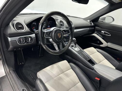 2021 Porsche 718 Cayman S