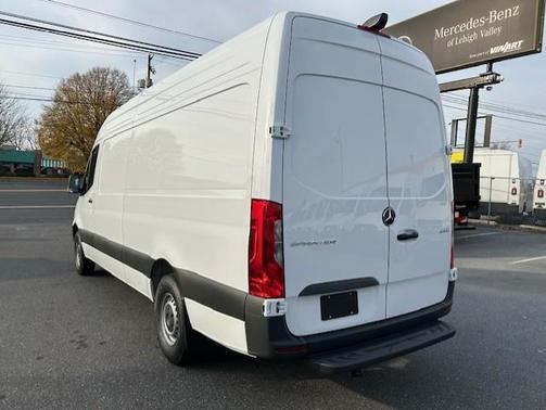 2026 Mercedes-Benz Sprinter 2500 High Roof