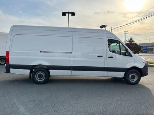 2026 Mercedes-Benz Sprinter 2500 High Roof