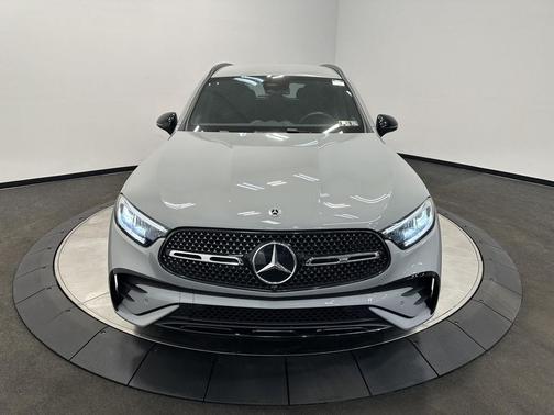 MANUFAKTUR Alpine Grey 2026 Mercedes-Benz GLC 300 4MATIC