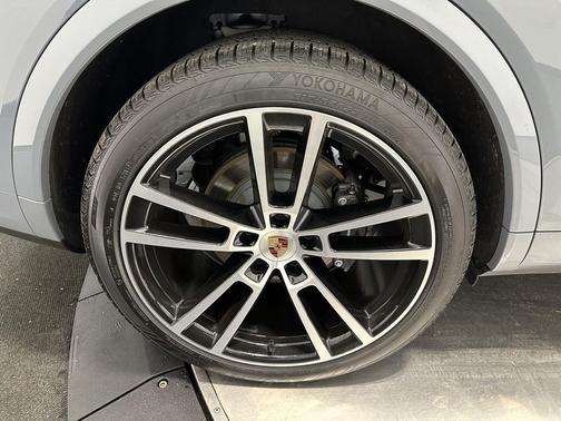 2025 Porsche Cayenne Cayenne