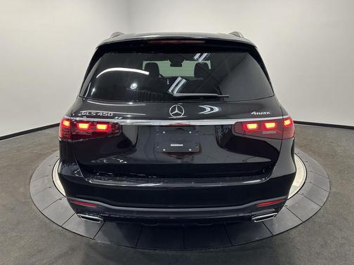 2026 Mercedes-Benz GLS 450 4MATIC