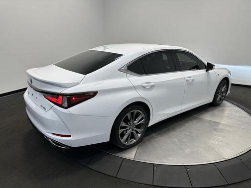 Ultra White 2019 Lexus ES 350 F Sport
