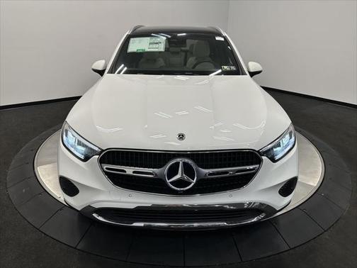 2025 Mercedes-Benz GLC 350e Base