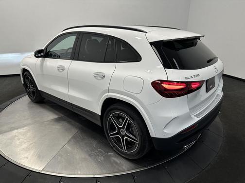 2025 Mercedes-Benz GLA 250 4MATIC