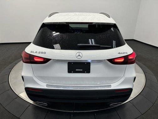 2025 Mercedes-Benz GLA 250 4MATIC