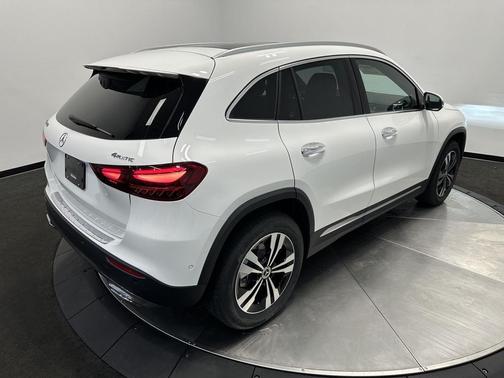 2026 Mercedes-Benz GLA 250 4MATIC