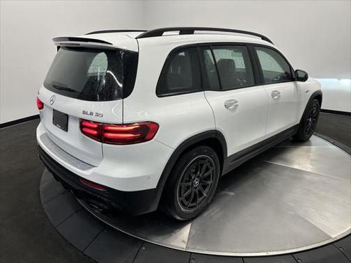 2025 Mercedes-Benz AMG GLB 35 4MATIC