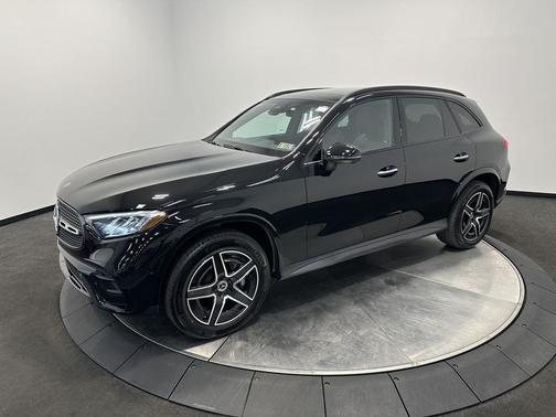 2025 Mercedes-Benz GLC 300 4MATIC