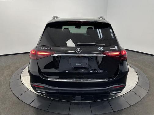Obsidian Black Metallic 2025 Mercedes-Benz GLE 450 4MATIC
