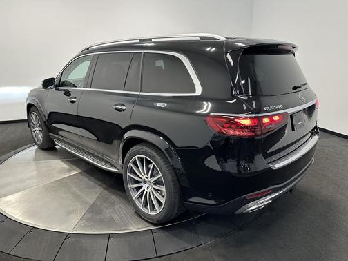 2026 Mercedes-Benz GLS 580 4MATIC