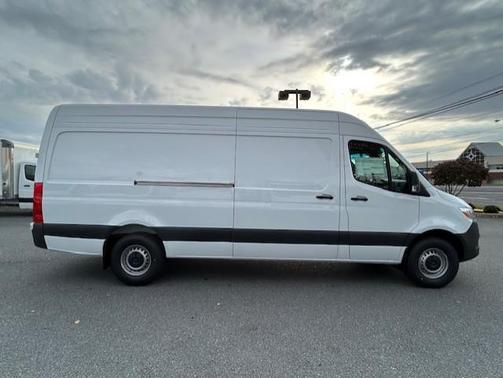 2026 Mercedes-Benz Sprinter 2500 High Roof