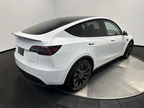 2023 Tesla Model Y Performance Dual Motor All-Wheel Drive