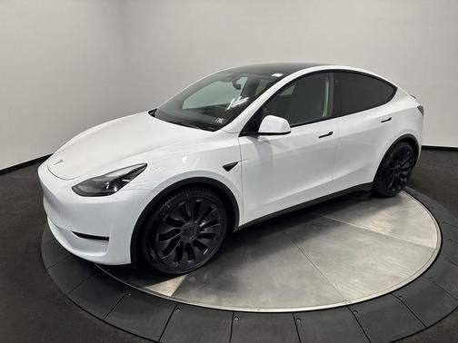 2023 Tesla Model Y Performance Dual Motor All-Wheel Drive
