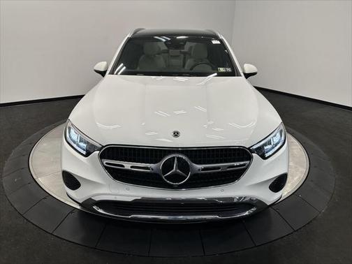 2025 Mercedes-Benz GLC 350e Base
