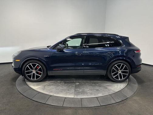 2025 Porsche Cayenne Cayenne S E-Hybrid