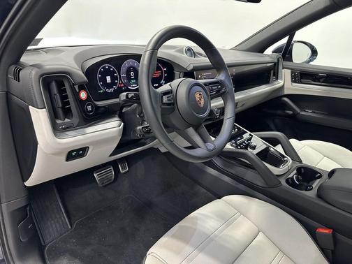 2025 Porsche Cayenne Cayenne S E-Hybrid