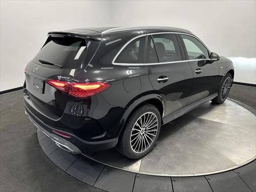 2025 Mercedes-Benz GLC 350e Base