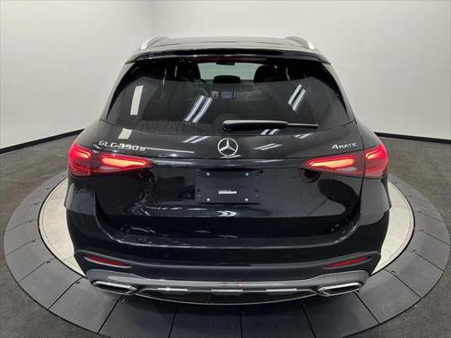 2025 Mercedes-Benz GLC 350e Base