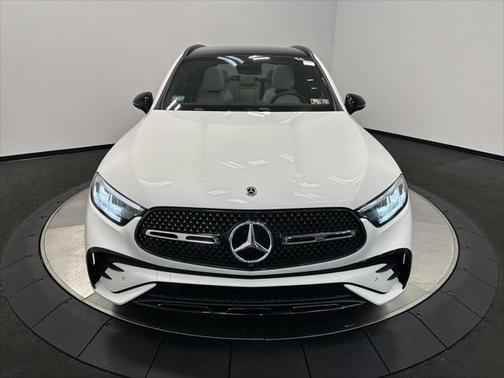 2025 Mercedes-Benz GLC 350e Base