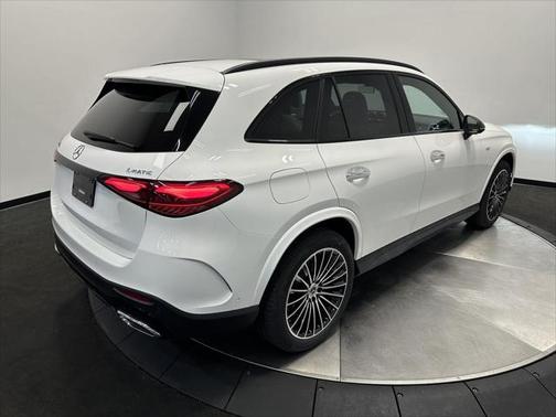 2025 Mercedes-Benz GLC 350e Base