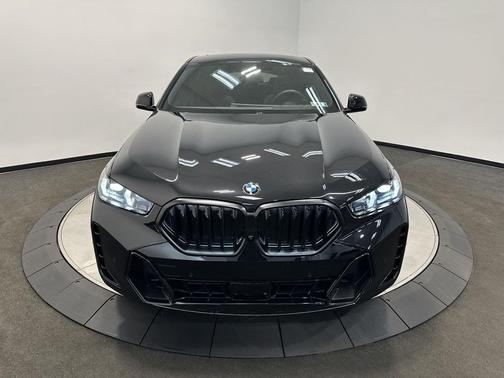 Black Sapphire Metallic 2026 BMW X6 xDrive40i