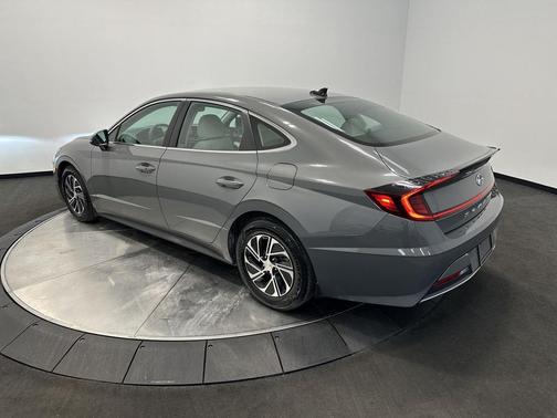 2020 Hyundai SONATA Hybrid Base