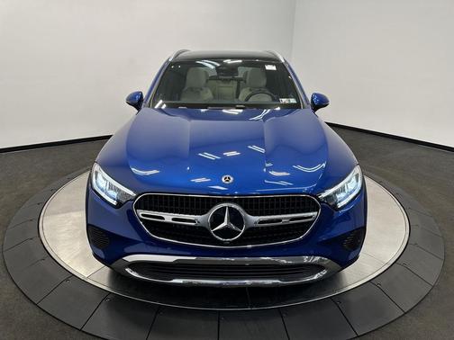 Starling Blue Metallic 2026 Mercedes-Benz GLC 300 4MATIC