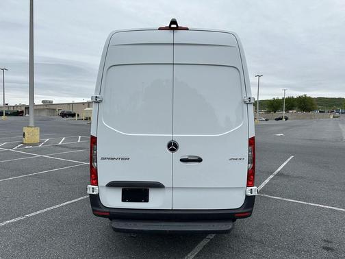Arctic White 2025 Mercedes-Benz Sprinter 2500 Standard Roof