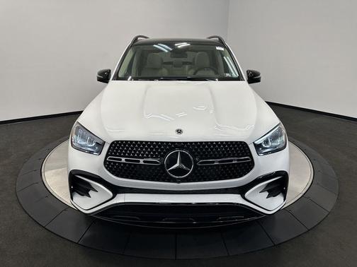 Polar White 2026 Mercedes-Benz GLE 450 4MATIC