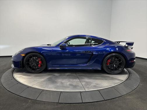 2022 Porsche 718 Cayman GT4