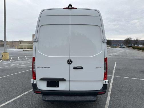 2024 Mercedes-Benz Sprinter 2500 Standard Roof