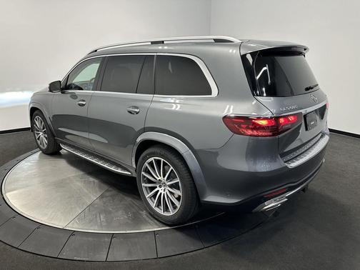 2026 Mercedes-Benz GLS 580 4MATIC