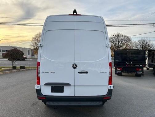 2026 Mercedes-Benz Sprinter 2500 Standard Roof
