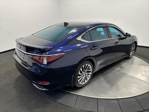 2025 Lexus ES 350 Luxury