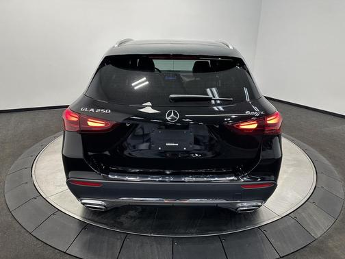 2026 Mercedes-Benz GLA 250 4MATIC