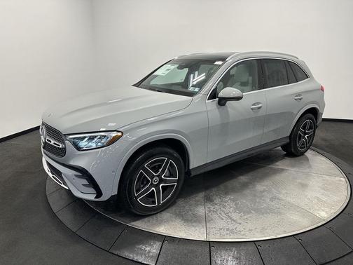 2026 Mercedes-Benz GLC 300 4MATIC
