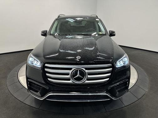 2026 Mercedes-Benz GLS 450 4MATIC